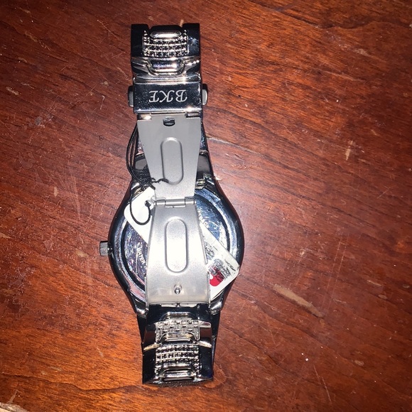 Watch - Picture 3 of 4